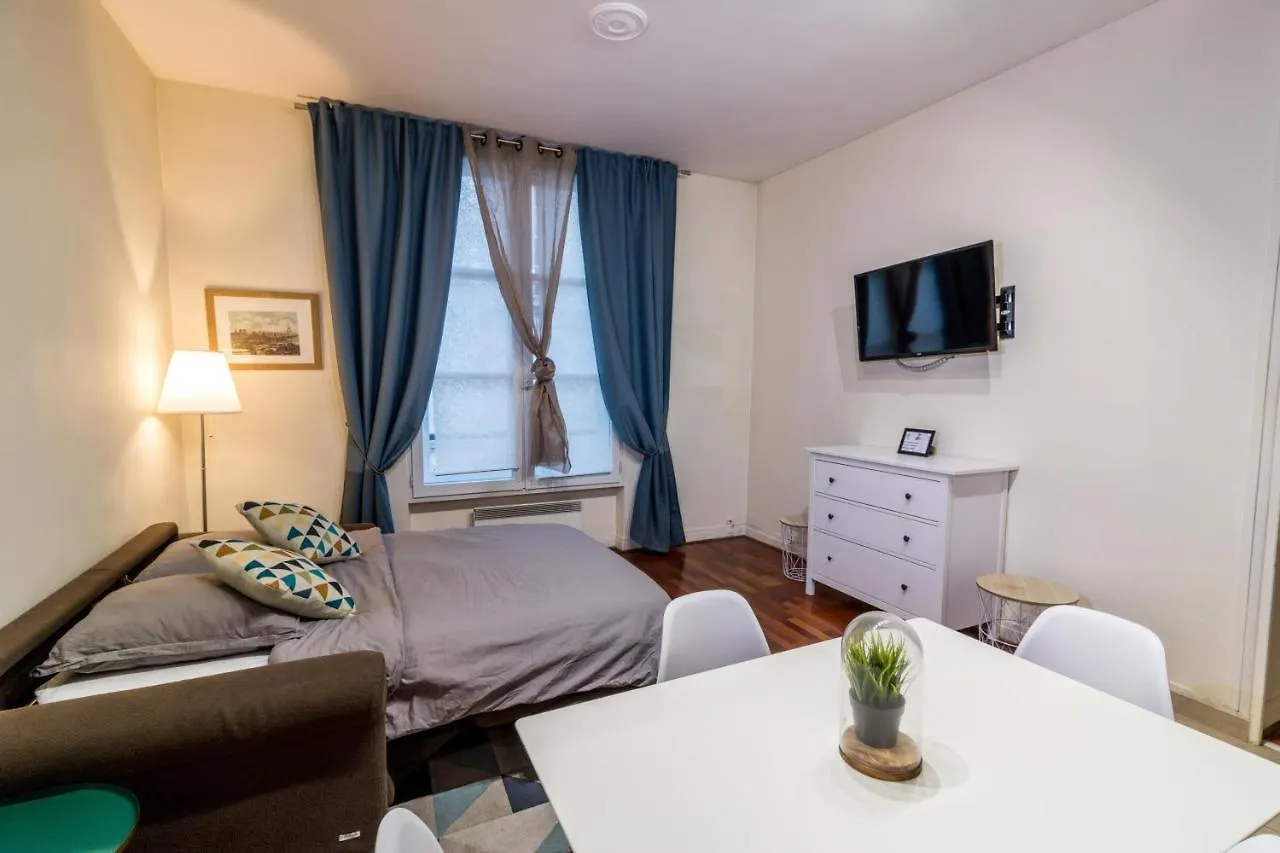 New Chic Flat : Le Marais - Place Des Vosges Paris